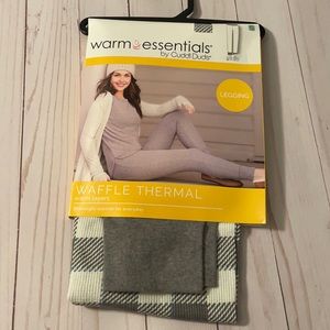 Warm Essentials by Cuddl Duds plaid thermal leggings